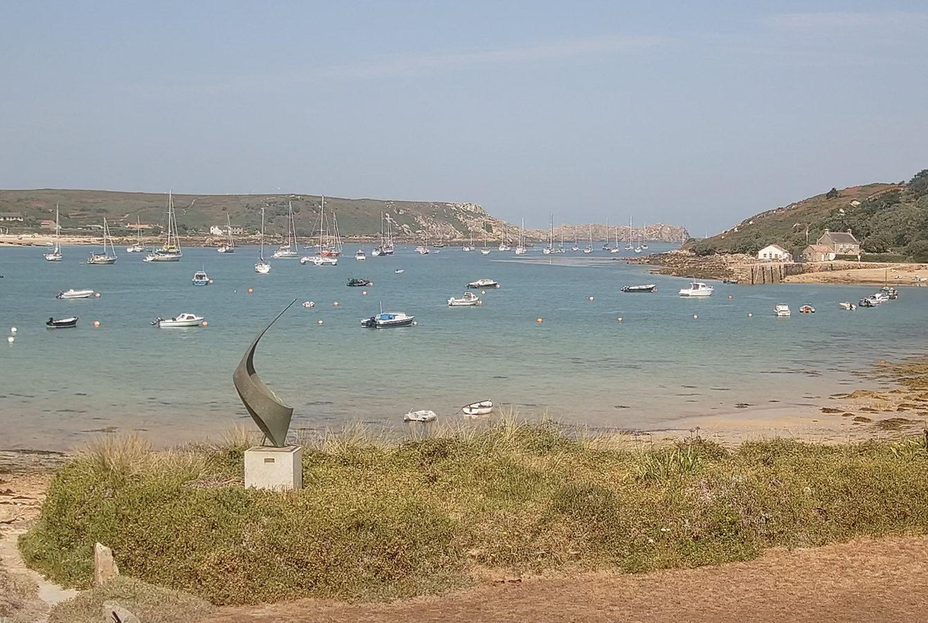 The Flying Boat webcam overlooking New Grimsby Harbour towards Bryher